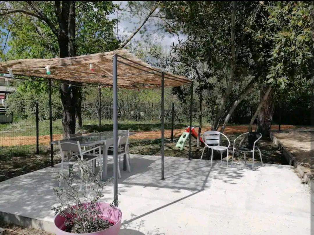 Maison Au Pied Des Cevennes Rousson  외부 사진